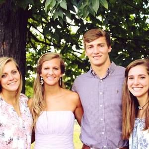 Meet your Posher, Dawn